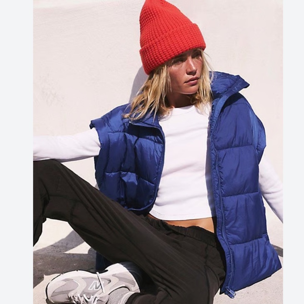 Free People Movement In a Bubble Puffer Vest Blue size XSmall NWOT